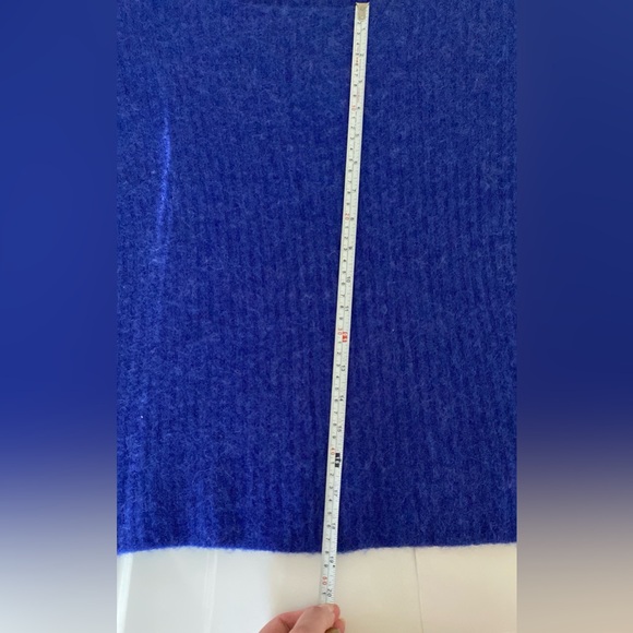 Italian Electric Blue Sweater - Picture 6 of 7